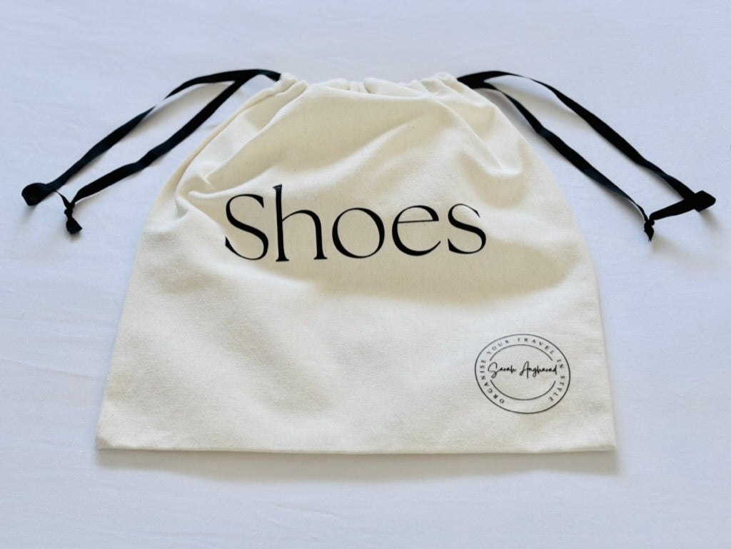 Cream cotton canvas shoe bag – drawstring travel organiser front view