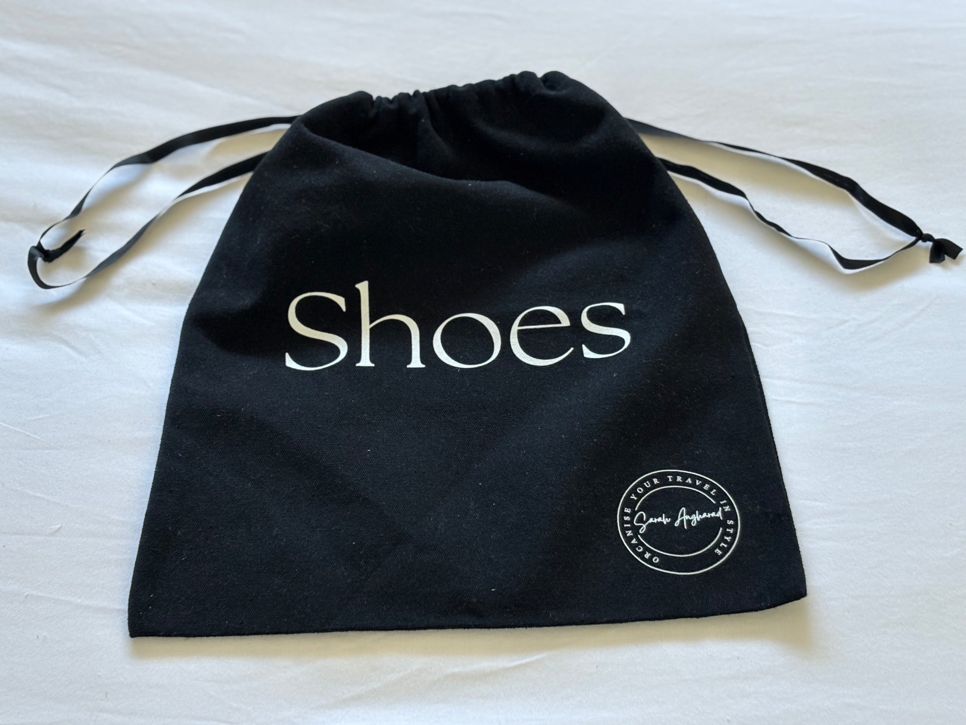 Black cotton canvas shoe bag – drawstring travel organiser front view