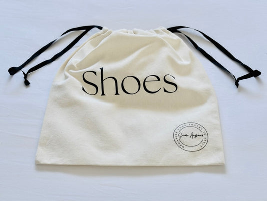 Cream cotton canvas shoe bag – drawstring travel organiser front view